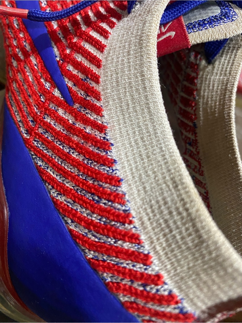 Nike Air VaporMax Flyknit 3 USA CW5585-100 Men’s 9.5 Red White Blue Running Shoe - Picture 6 of 8